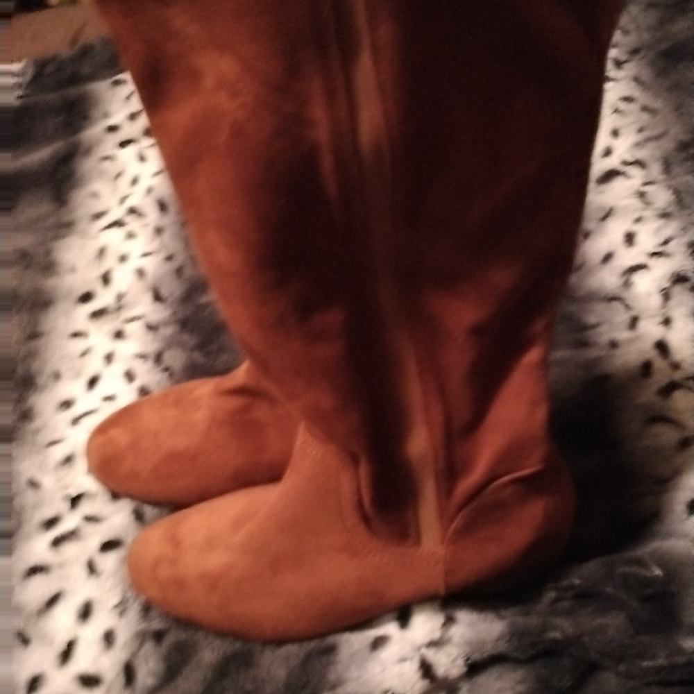 Boots - Picture 2 of 2